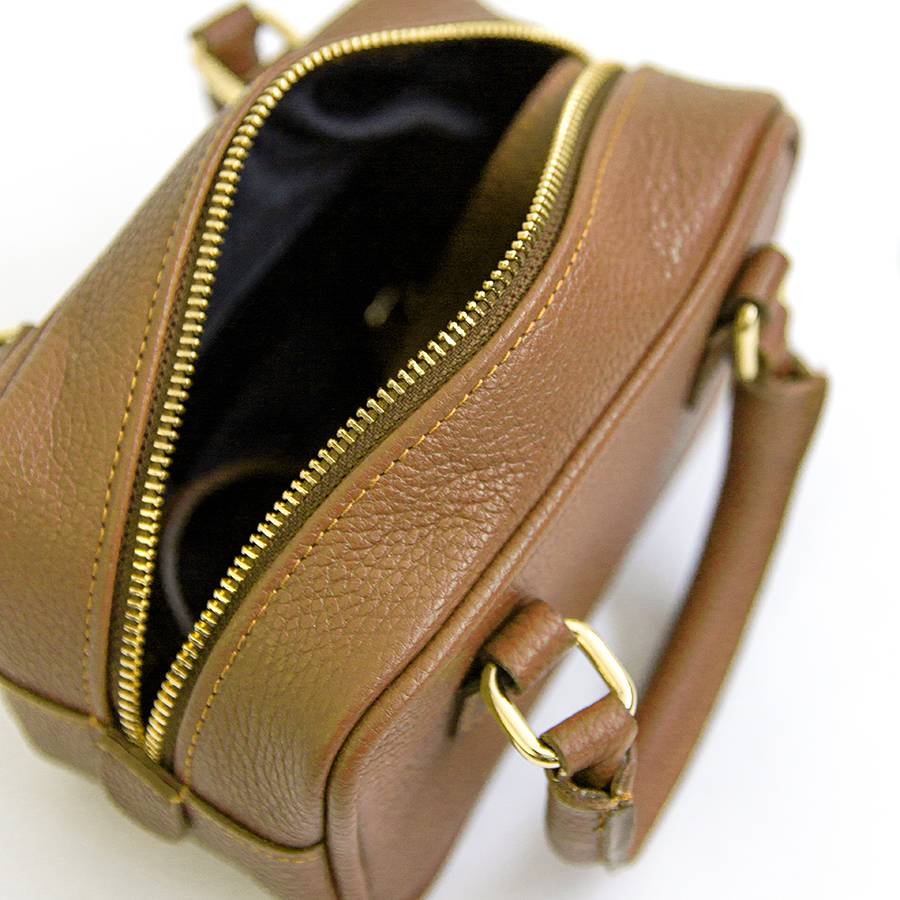 Laura Di Maggio NENA – Miny bauletto in pelle cuoio In Vendita