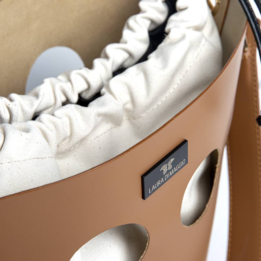 Laura Di Maggio NOAH BUCKET – Borsa in pelle elegant traforata cuoio Vendite Flash