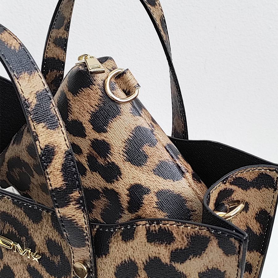 Laura Di Maggio LEOPARD BUCKET – secchiello in pelle saffiano stampata Presa