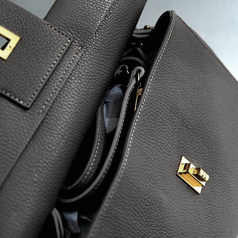 Laura Di Maggio ZELDA – borsa in pelle dollaro nera Prezzo Ridotto