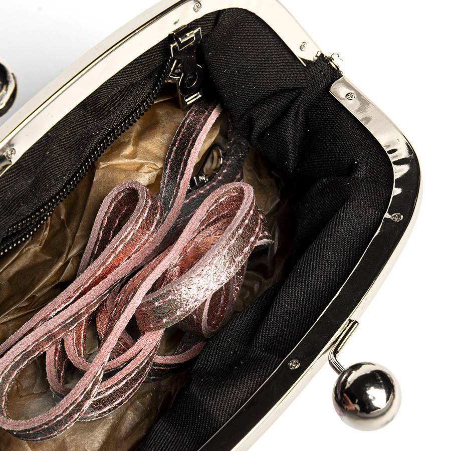 Laura Di Maggio CLUTCH – borsetta in pelle laminata cipria I Più Venduti