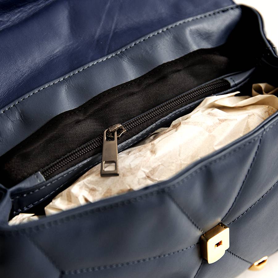 Laura Di Maggio MUSA – borsa in pelle nappa trapuntata con borchie notte Nuova