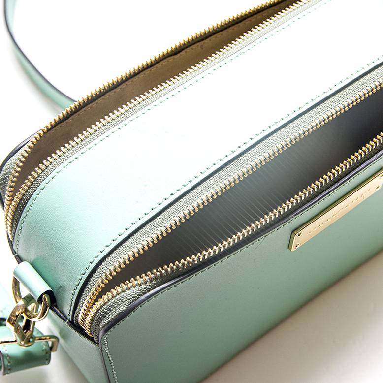Laura Di Maggio ANDY – Borsa saponetta in pelle turchese Vendita