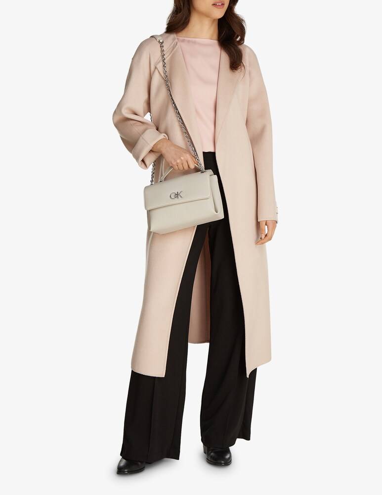 Calvin Klein Borsa a spalla Re-Lock Fino Al -60%