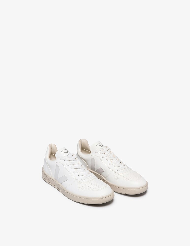 Veja Sneakers in pelle V-1o Offerte
