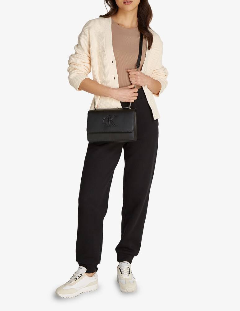 Calvin Klein Jeans Borsa con patta sculpted In Saldo