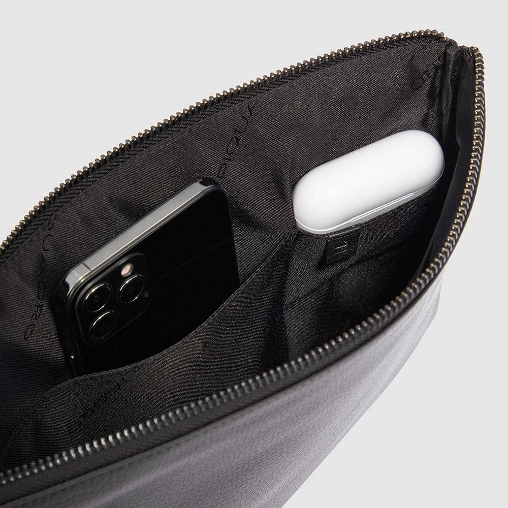Piquadro Men’s clutch with iPad® compartment Novità