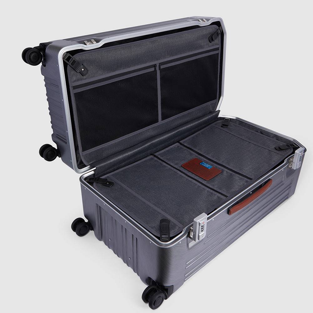 Piquadro Hardside spinner in trunk shape Qualità Garantita