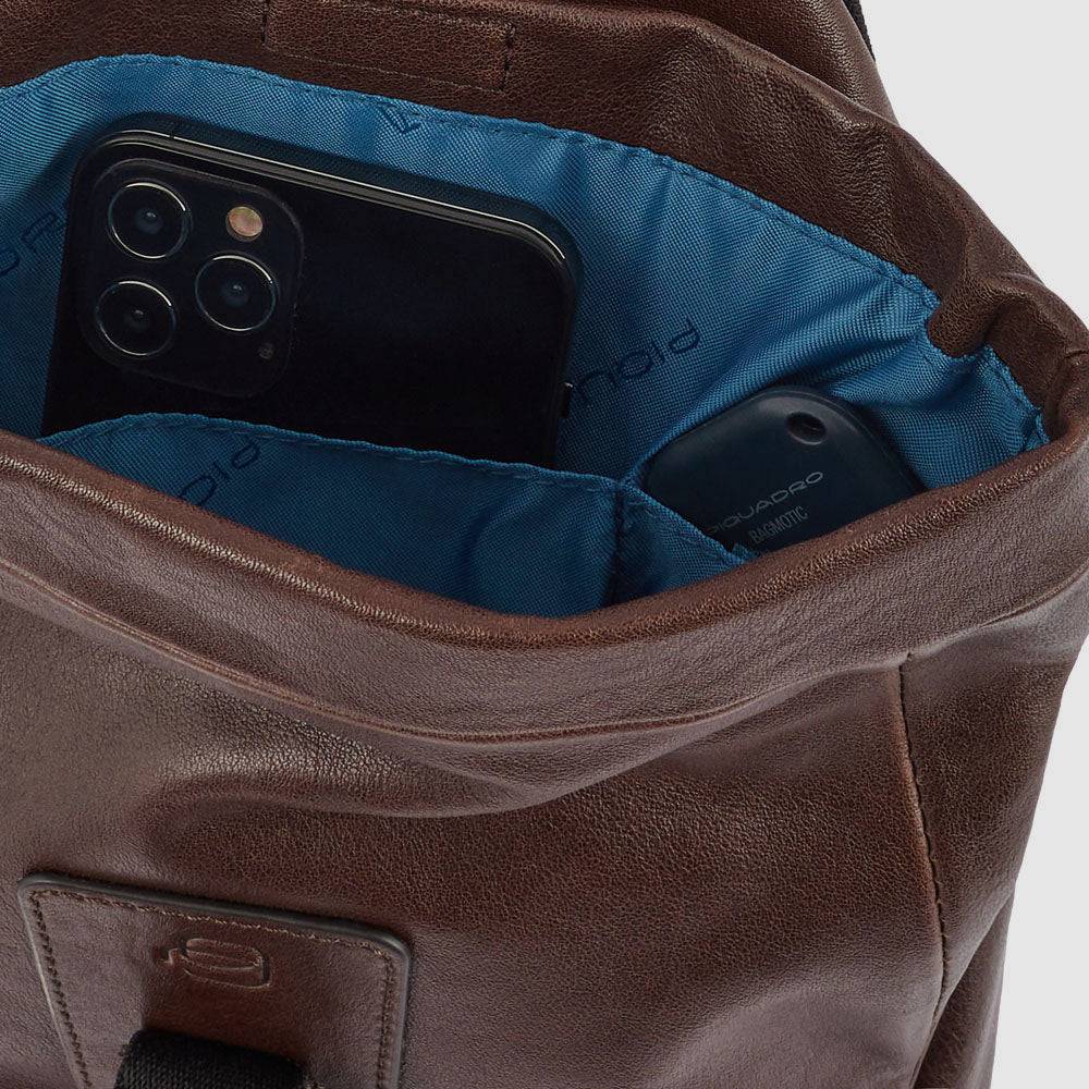 Piquadro Roll top mono sling bag In Saldo