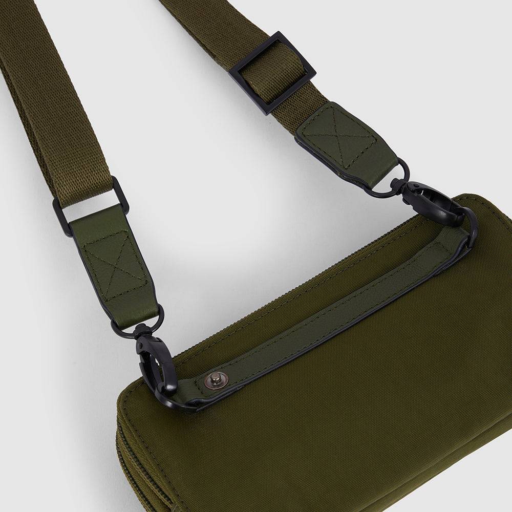 Piquadro Case in recycled fabric with three dividers Presa