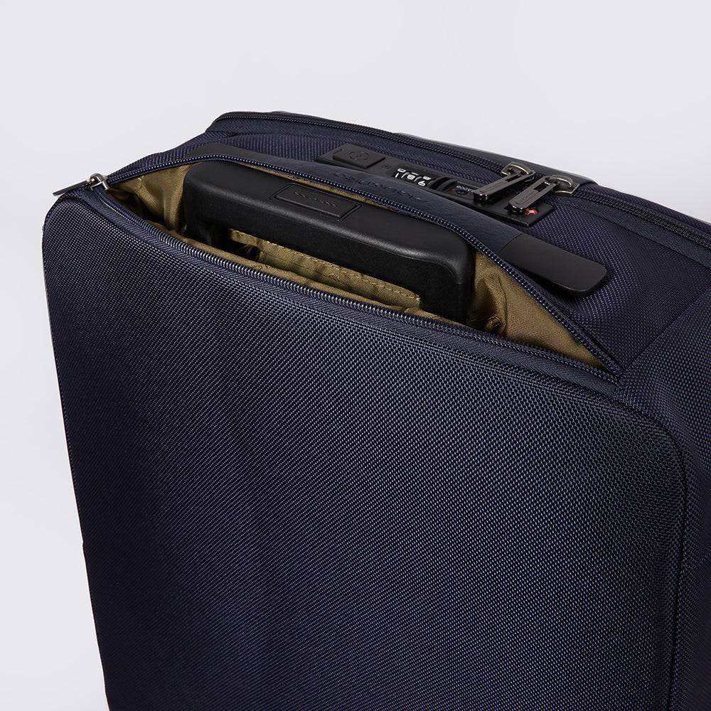 Piquadro Cabin size, computer spinner 15,6" In Linea