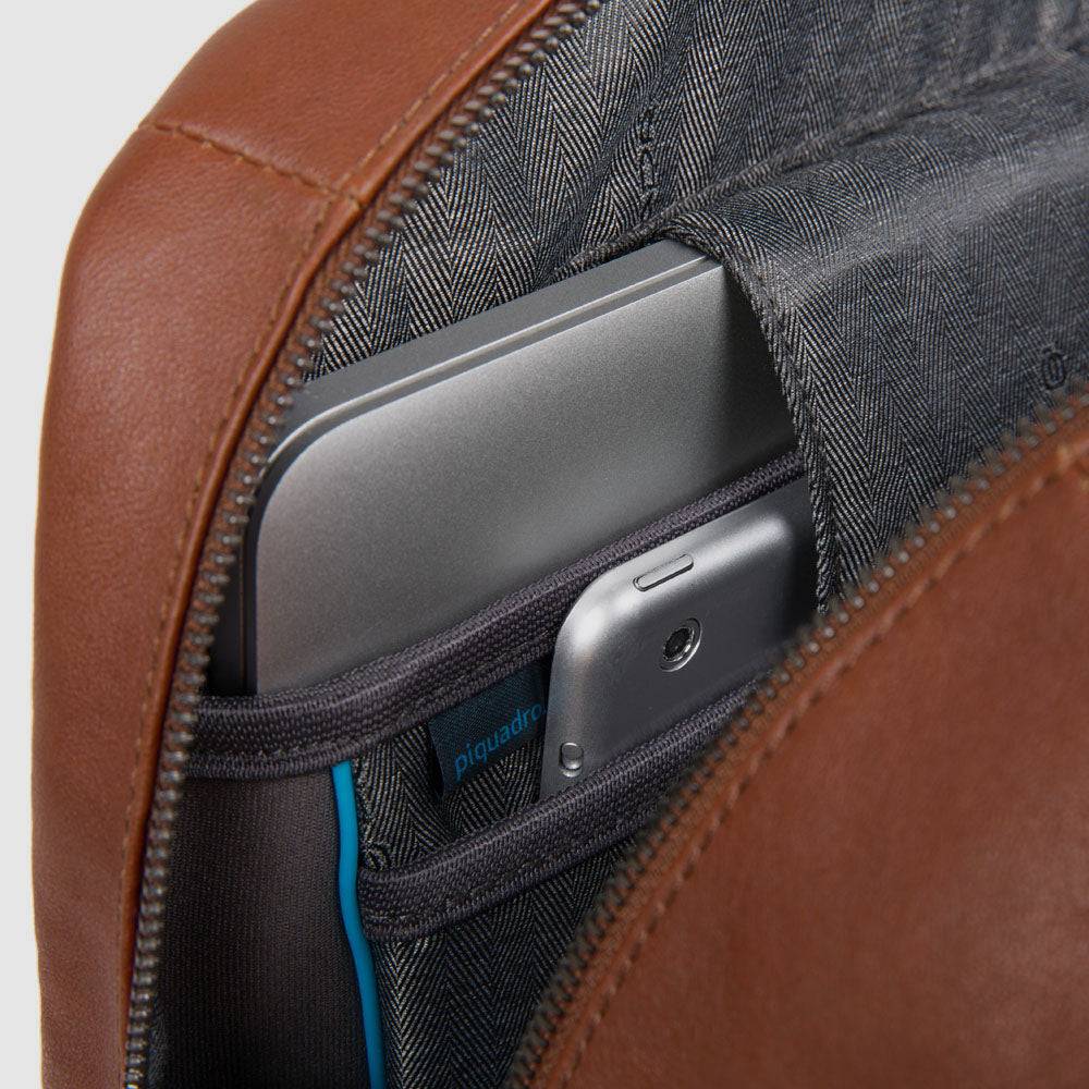 Piquadro Big size, computer 15,6" and iPad® backpack Promozione Limitata