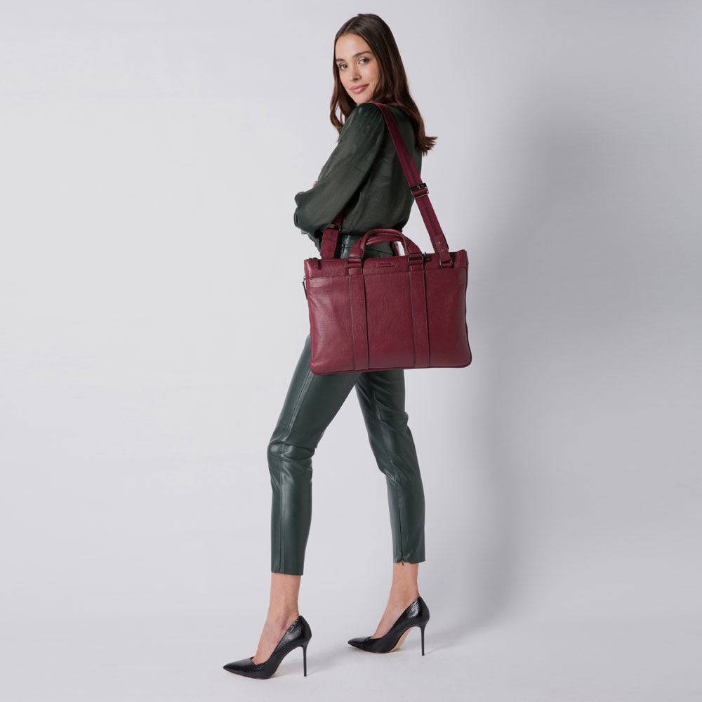 Piquadro Expandable, slim computer bag Convenienza