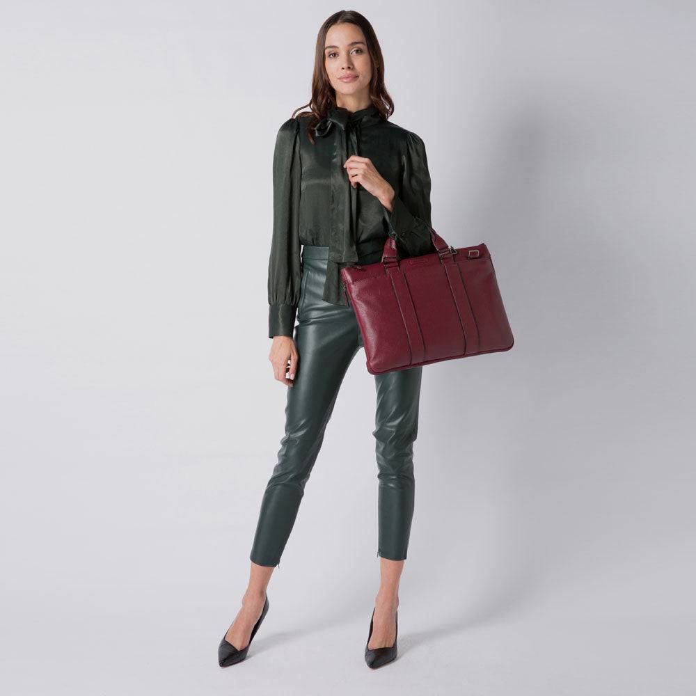 Piquadro Expandable, slim computer bag Convenienza