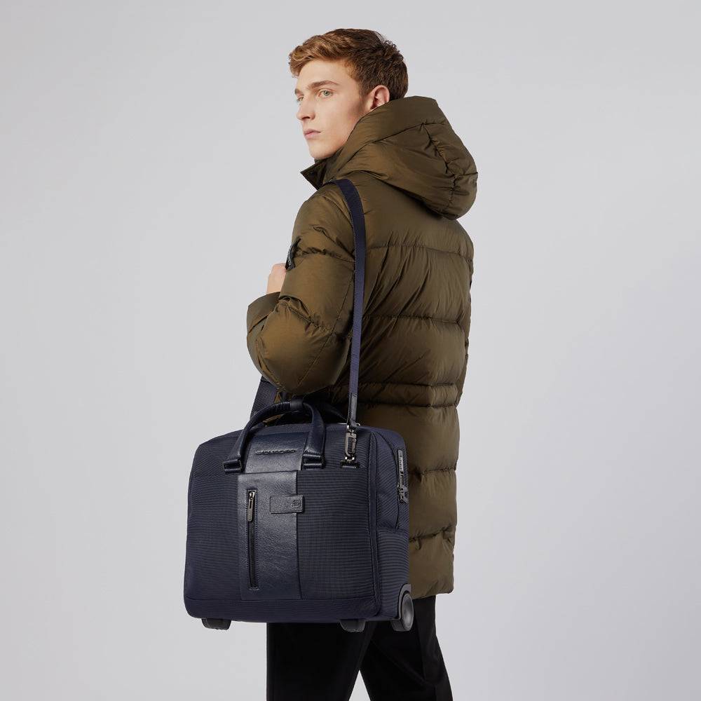 Piquadro Wheeled laptop briefcase 15,6" in recycled fabric Vendita Economica