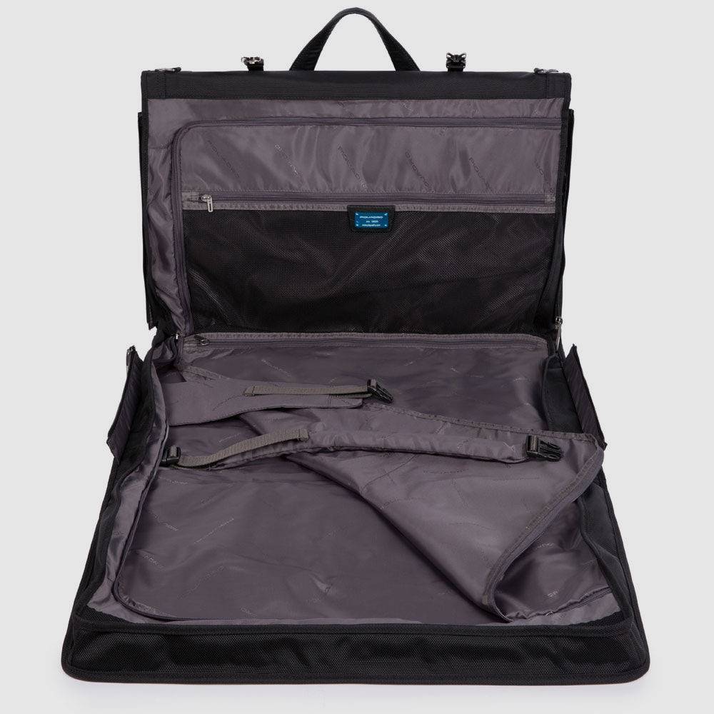 Piquadro Folding garment bag in recycled fabric Qualità Garantita