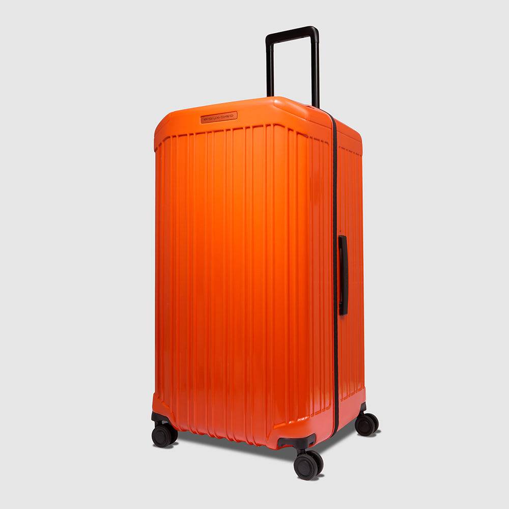 Piquadro Hardside spinner in trunk shape Convenienza