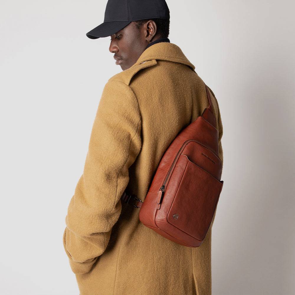 Piquadro Mono sling bag with iPad® compartment In Saldo