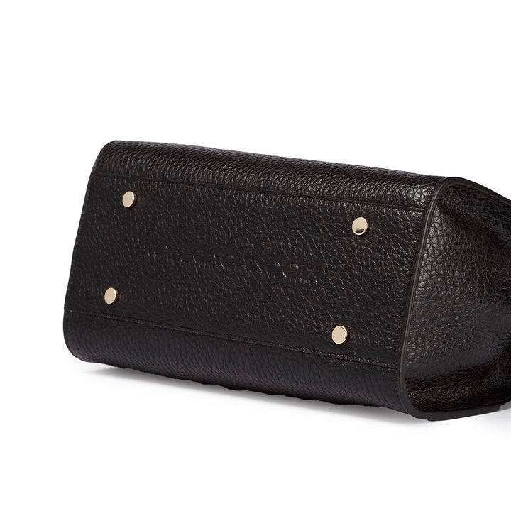 Roberta Gandolfi Frida Handbag in pelle martellata con tracolla logata in tessuto regolabile Nuovo