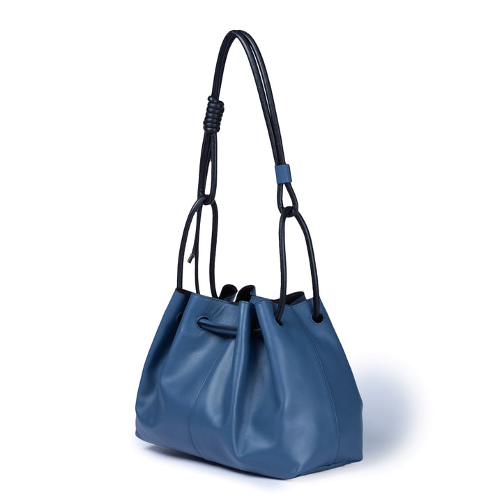 Roberta Gandolfi Gisella medium borsa con doppia portabilità mano o spalla in morbido vitello In Vendita