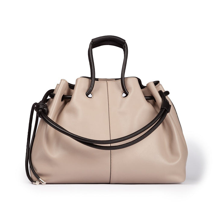 Roberta Gandolfi Gisella medium borsa con doppia portabilità mano o spalla in morbido vitello