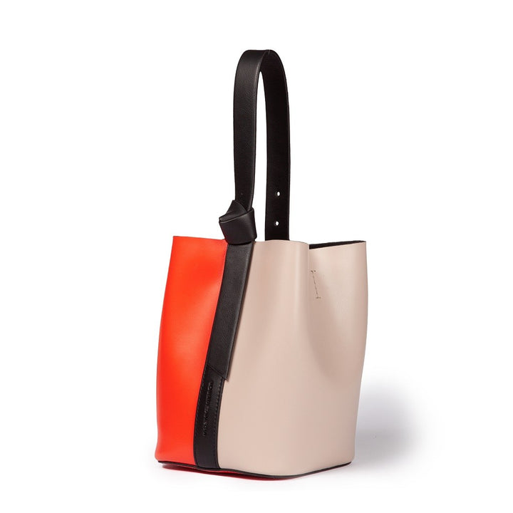 Roberta Gandolfi Cinzia Bucket small in pelle bicolor con tracolla staccabile 2025