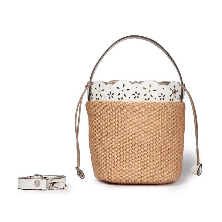 Roberta Gandolfi Diletta Bucket in rafia con balza in pelle laserata con tracolla staccabile