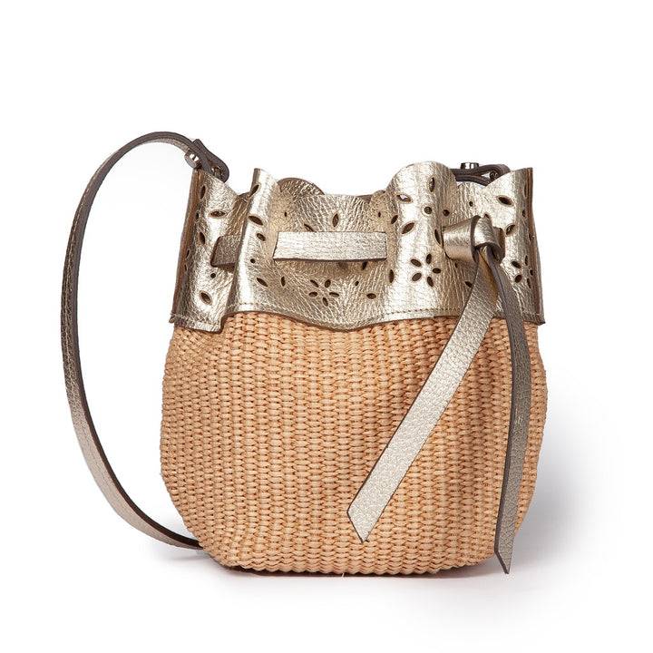 Roberta Gandolfi Diletta Mini Bucket in rafia con balza in pelle laserata con tracolla staccabile