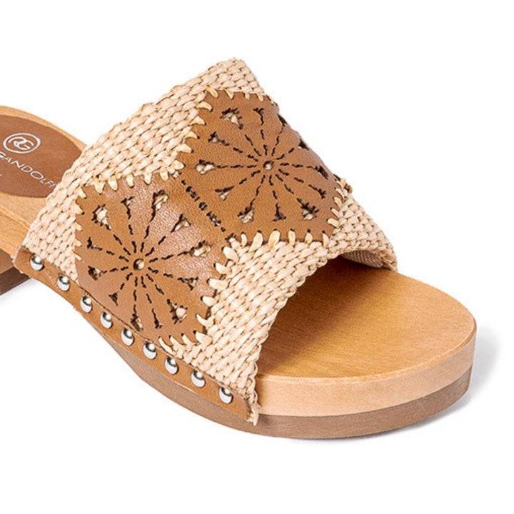 Roberta Gandolfi Sandalo Giulia platform in legno e tomaia in rafia e pelle di vitello laserata con disegno pizzo geometrico In Linea