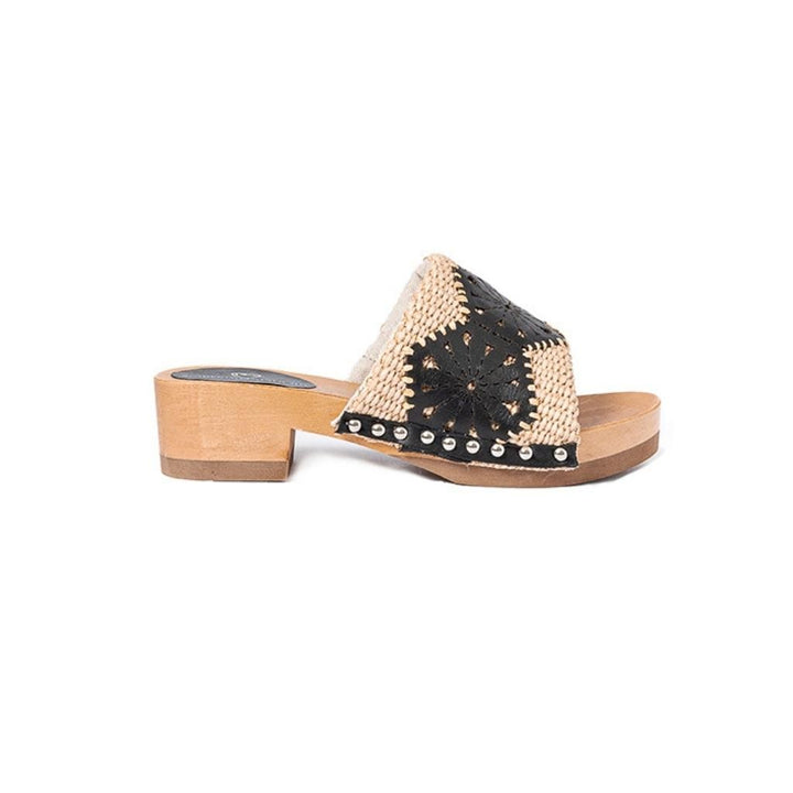 Roberta Gandolfi Sandalo Giulia platform in legno e tomaia in rafia e pelle di vitello laserata con disegno pizzo geometrico Spedizione Gratuita