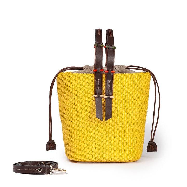 Roberta Gandolfi Fernanda Bucket in rafia con finiture in pelle di vitello con tracolla staccabile Presa