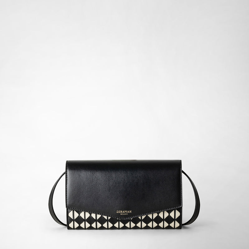 Serapian Clutch con tracolla in mosaico nero-panna Presa
