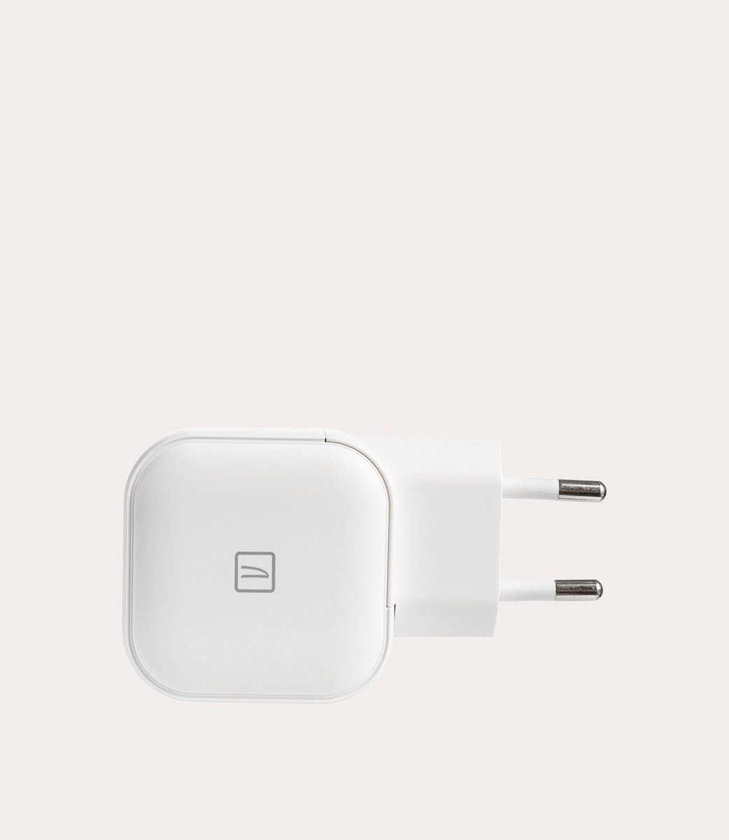 Tucano Doppio caricabatteria da parete USB-A/USB-C GaN da 38W Affare Del Giorno