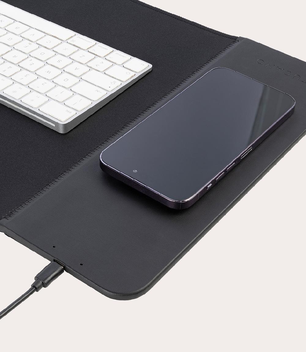 Tucano Tappeto scrivania con ricarica wireless Convenienza