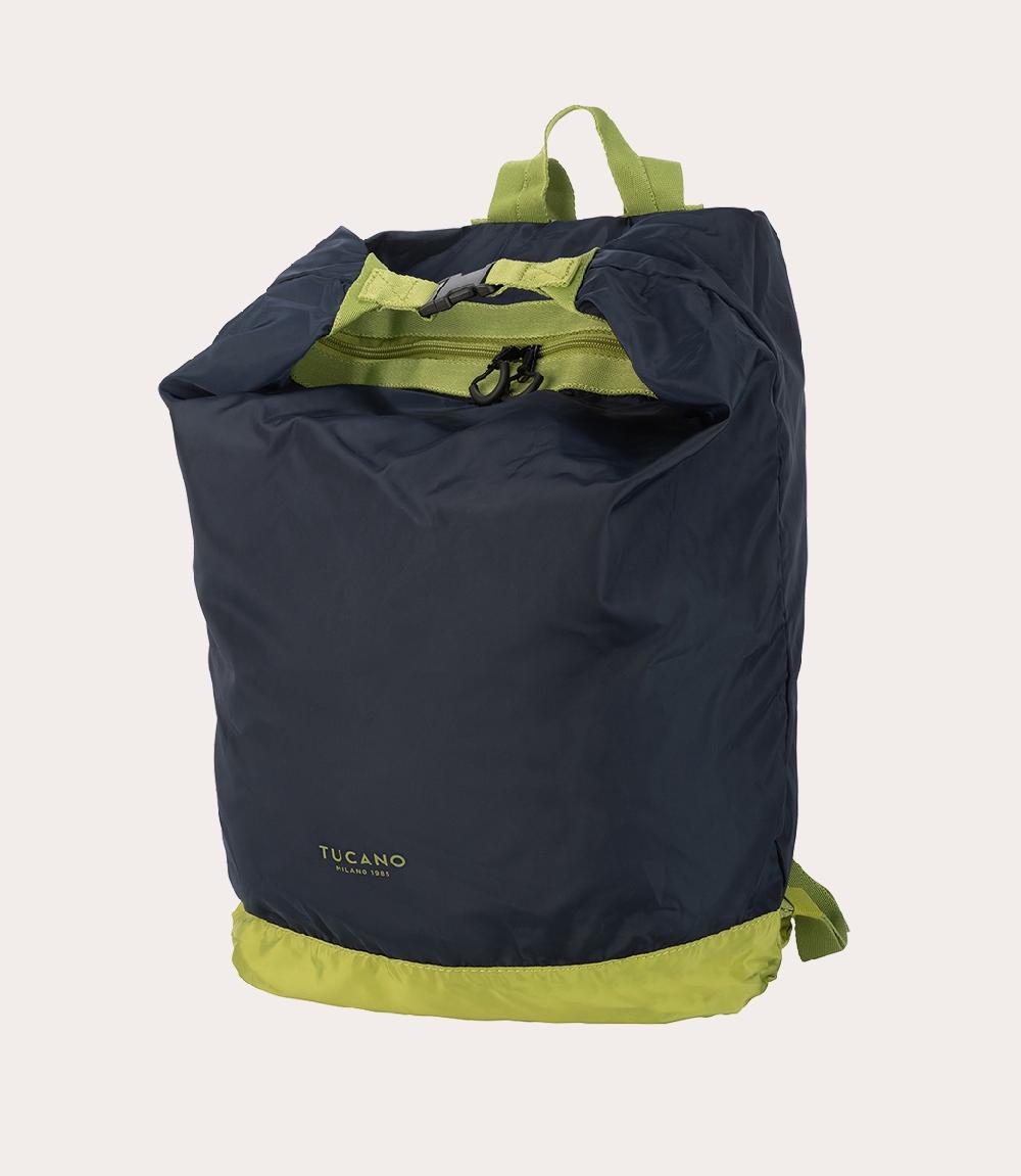 Tucano Zaino pieghevole in materiale ottenuto dalla plastica riciclata Offerta