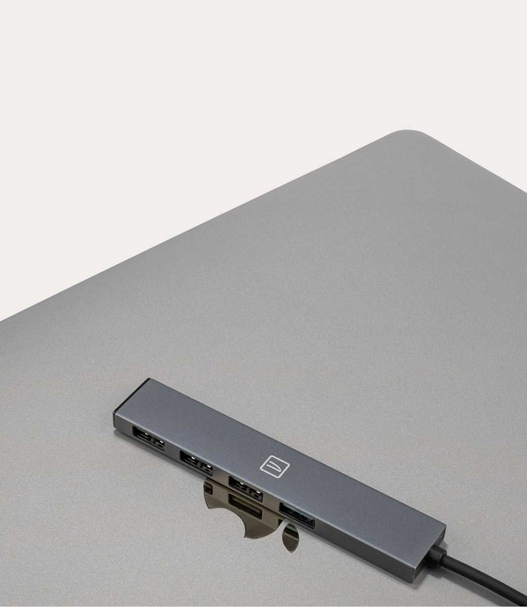 Tucano Hub 4-in-1 USB-A con 1 USB 3.0 + 3 USB 2.0 Shopping Online