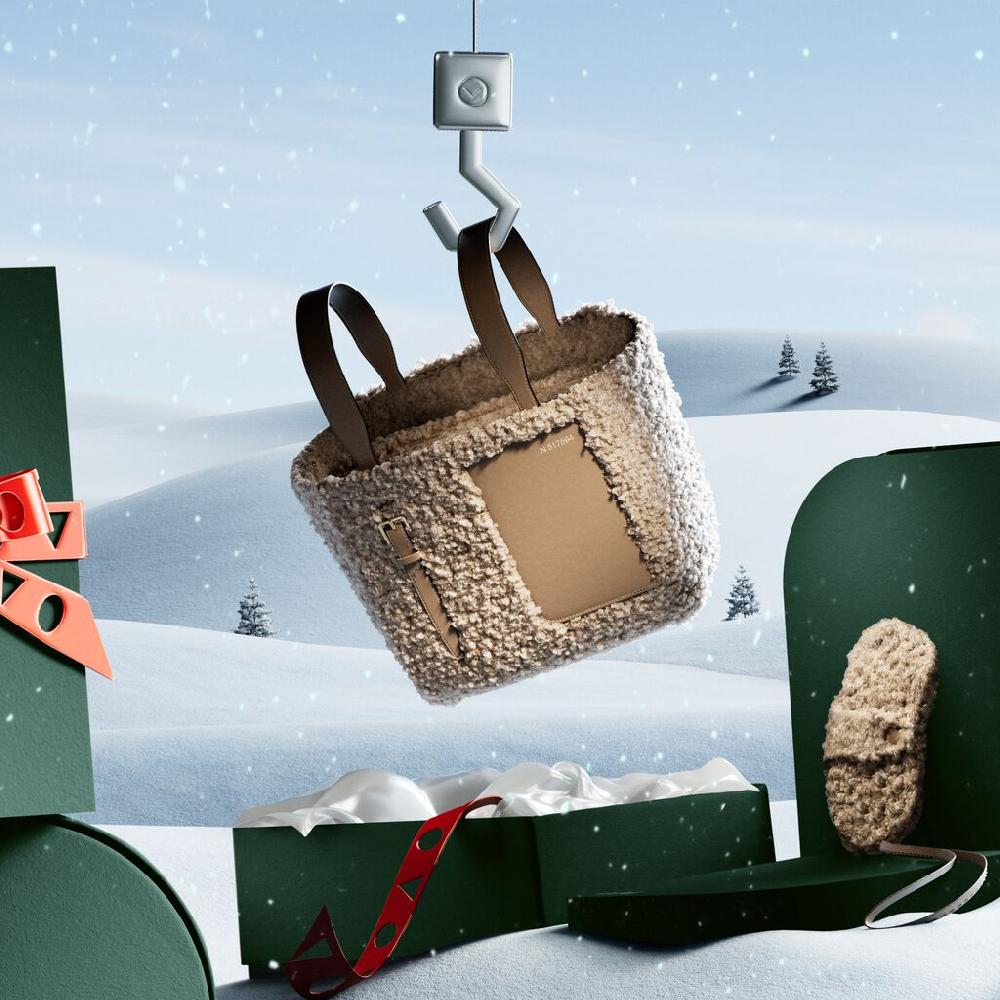 Valextra Borsa a secchiello da Donna in Shearling Beige | Valextra Soft Negozi Online