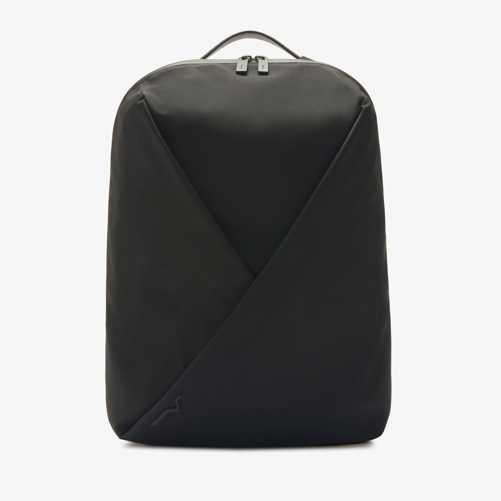 Valextra Zaino di Lusso in Nylon rigenerato e Pelle Nera | Valextra