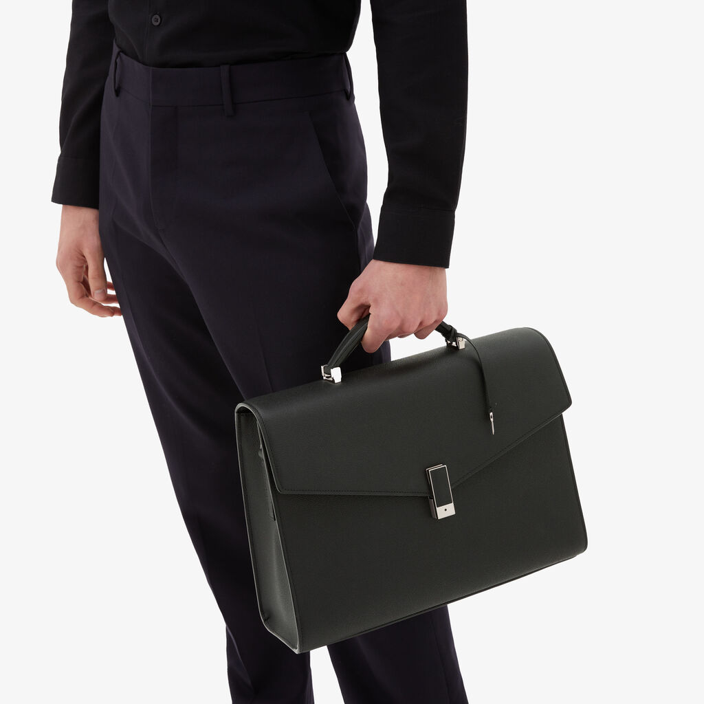 Valextra Valigetta da Uomo in Pelle Nera di Lusso | Valextra Iside Outlet