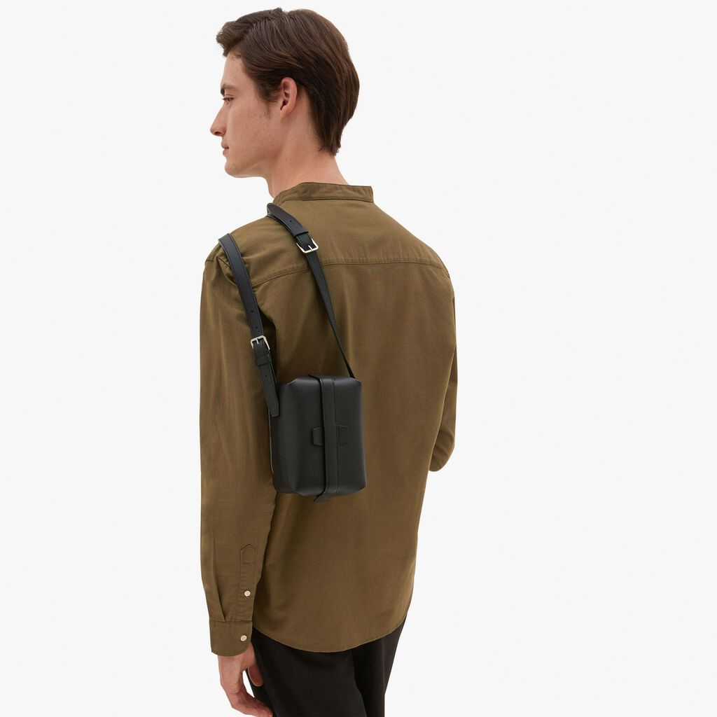 Valextra Borsa a tracolla Mini in Pelle Nera | Valextra Tric Trac Acquista Ora