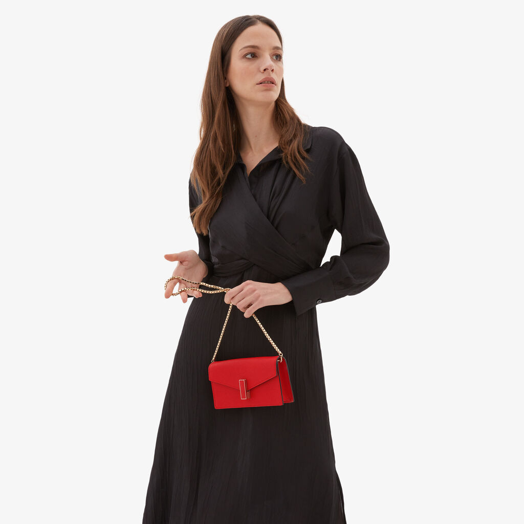 Valextra Pochette semplice e compatta in Pelle Rossa | Valextra Iside Italia