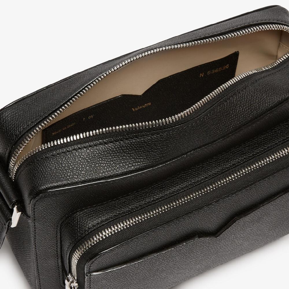 Valextra Borsa compatta Reporter in Pelle Nera | Valextra V-Line Presa