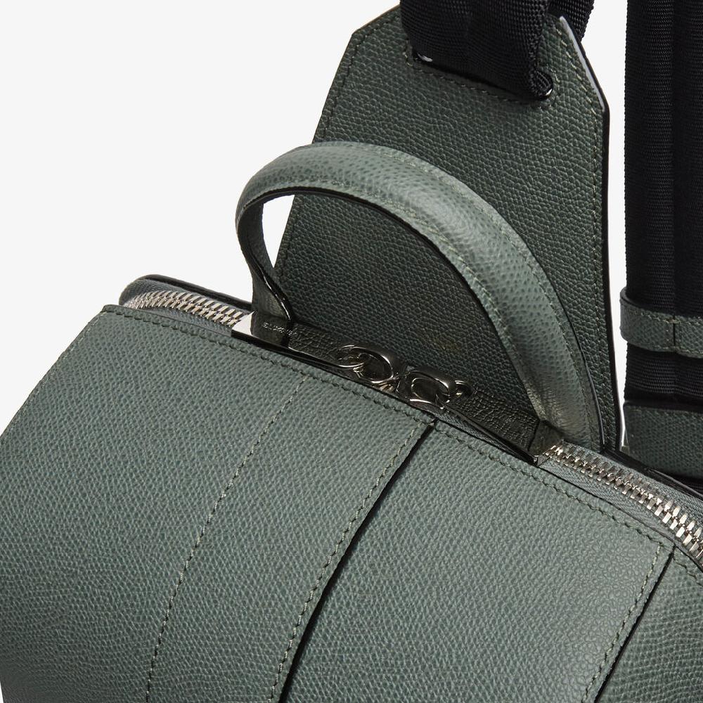 Valextra Zaino da Uomo in Pelle Verde di Lusso | Valextra V-Line Negozi Online