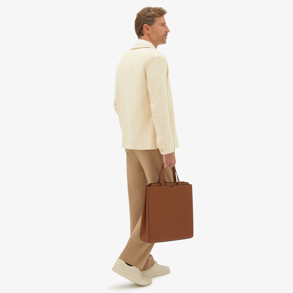 Valextra Borsa Shopping Uomo di Lusso in Pelle Marrone | Valextra V-Line Negozio