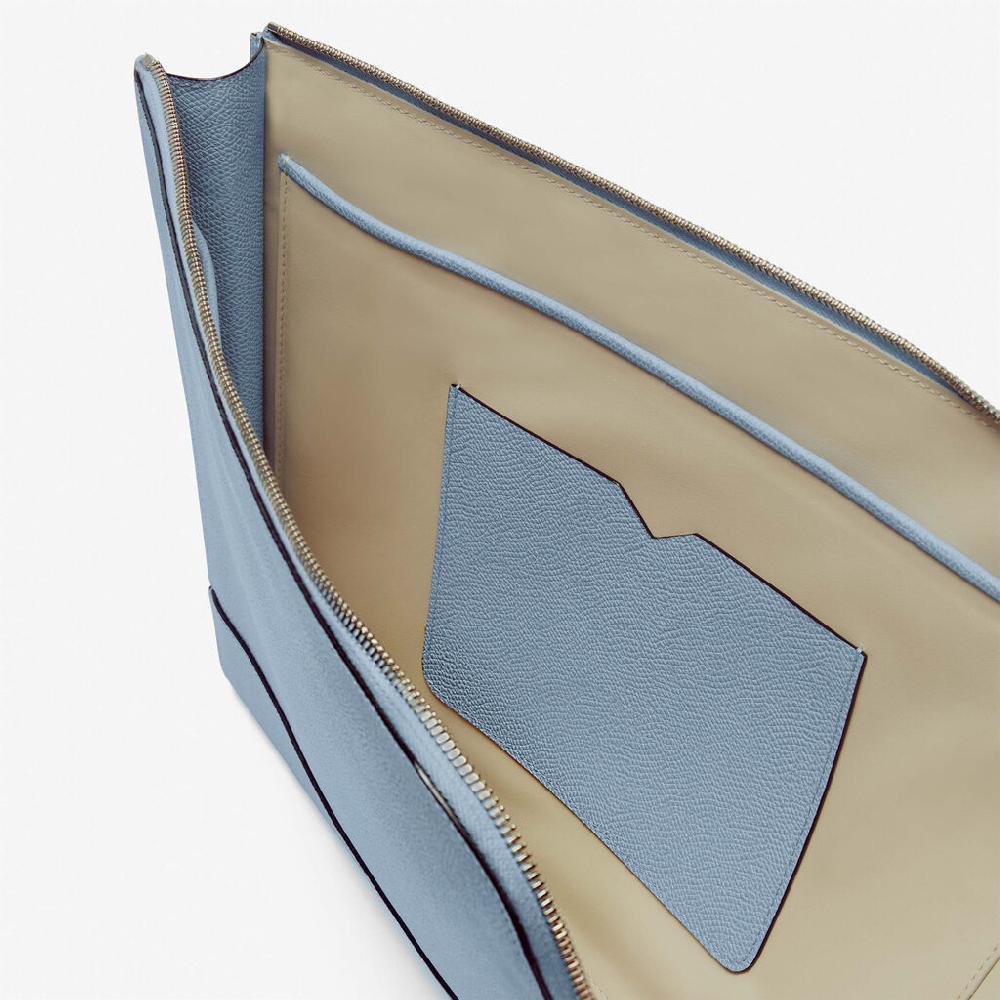 Valextra Pochette piatta portadocumenti in Pelle Azzurra | Valextra My Logo Italy