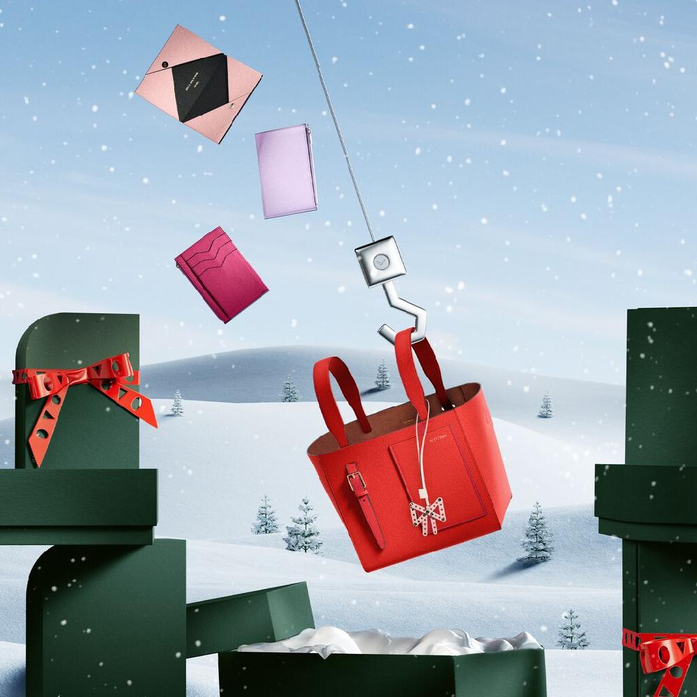 Valextra Borsa a secchiello da Donna di Lusso in Pelle Rossa | Valextra Soft Novità