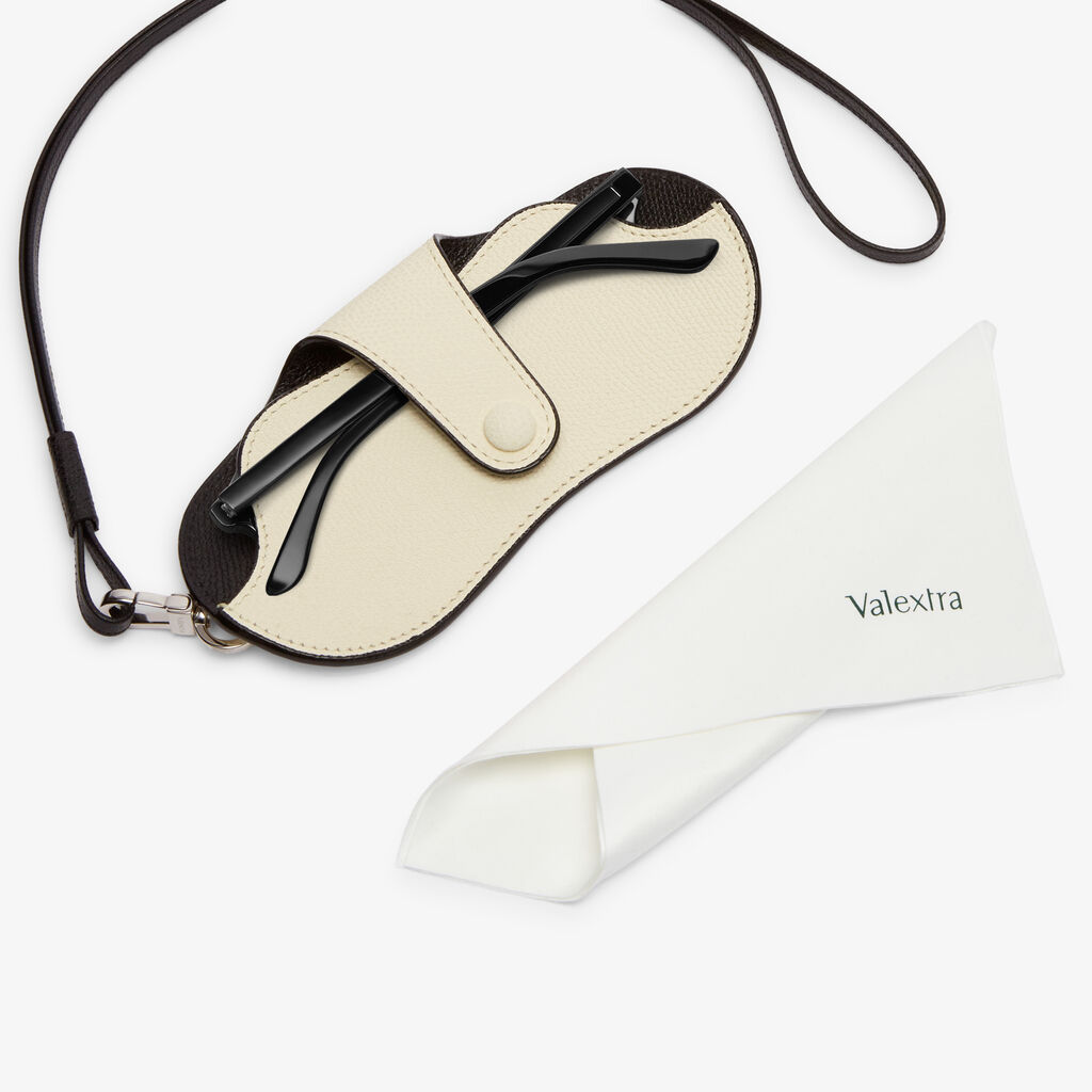 Valextra Custodia occhiali di Lusso in Pelle Bianca e Nera | Valextra Offerta Anniversario