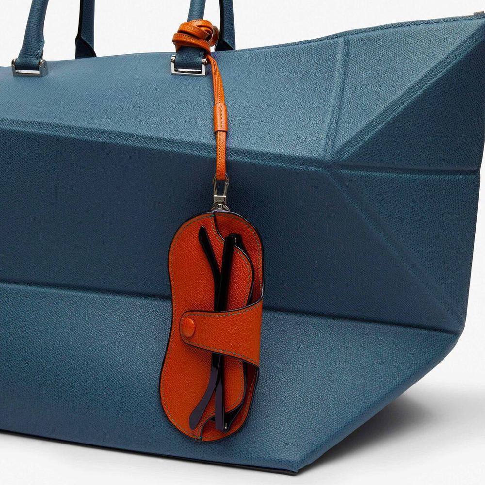 Valextra Porta occhiali con tracolla in Pelle Marrone | Valextra Discount Store per i nuovi prodotti