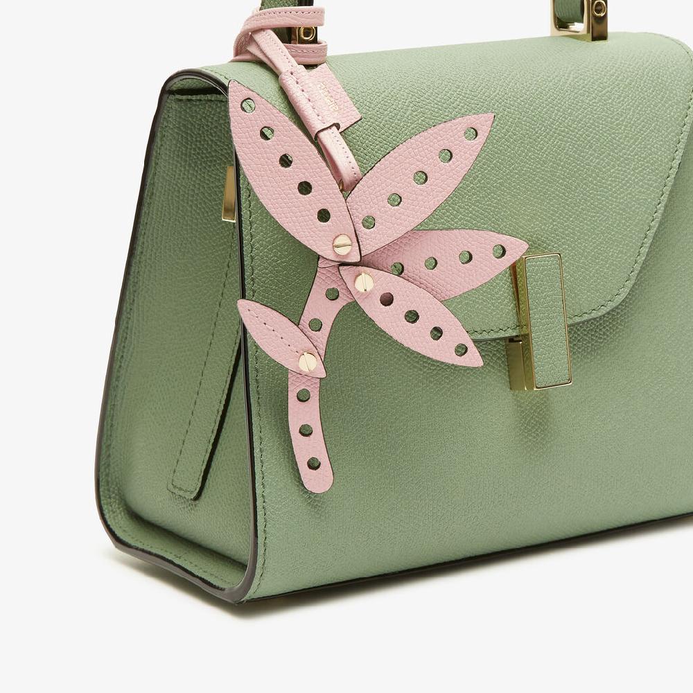 Valextra Charm Engineering Beauty Fiore | Pelle di vitello Millepunte | Rosa Peonia | Valextra Novità