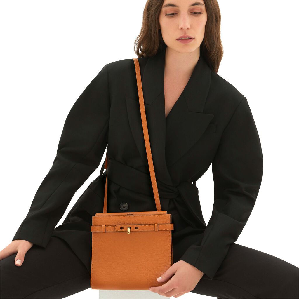 Valextra Borsa a tracolla da Donna in Pelle Marrone | Valextra Brera Online Outlet